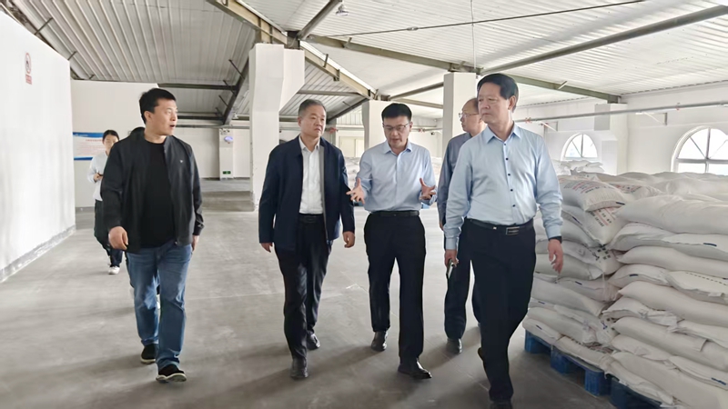 集團領(lǐng)導深入一線開展國慶中秋節(jié)前安全生產(chǎn)大檢查    